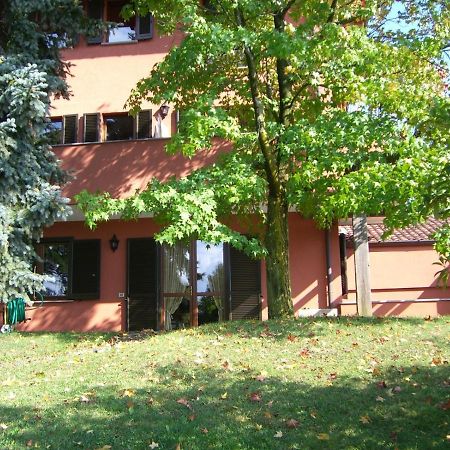 Relais Cà Nova Guest House Bogogno Exterior foto